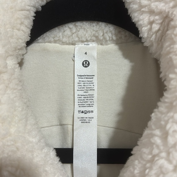 Lululemon Sherpa zip - Picture 2 of 6